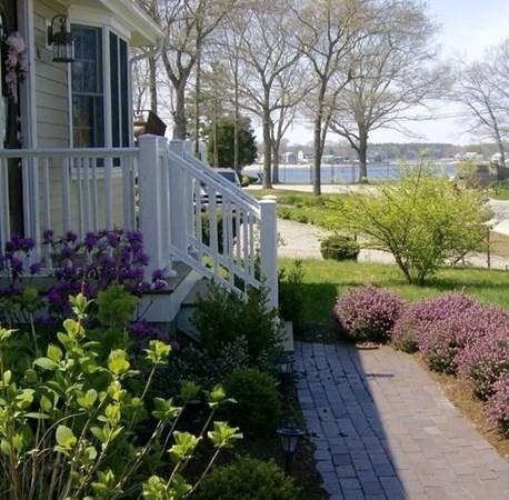 60 Edgewater Dr, Wareham, MA 02571 photo 3