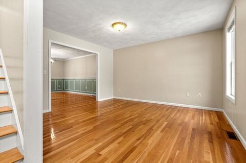 93 Adams St, Dunstable, MA 01827 photo 8