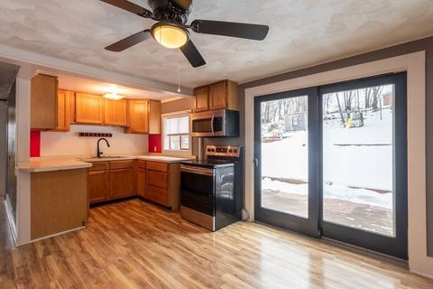 43 Emerald St, Gardner, MA 01440 photo 11
