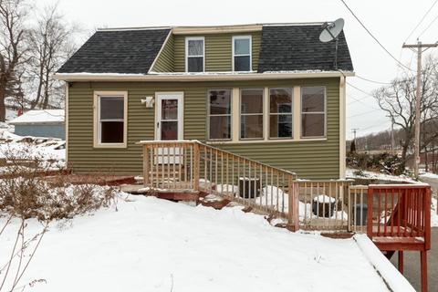 43 Emerald St, Gardner, MA 01440 photo 2