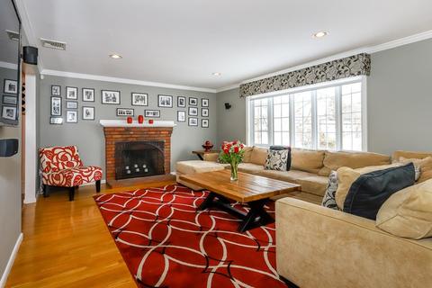 121 Capper Dr, Canton, MA 02021 photo 4