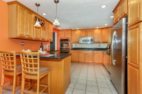 121 Capper Dr, Canton, MA 02021 photo 10