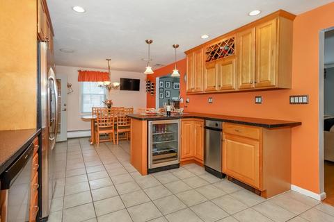 121 Capper Dr, Canton, MA 02021 photo 11