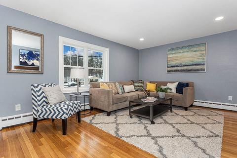 38 Bear Hill Rd, Reading, MA 01867 photo 4