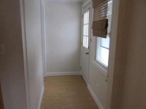 59 Vincent St, Springfield, MA 01129 photo 8