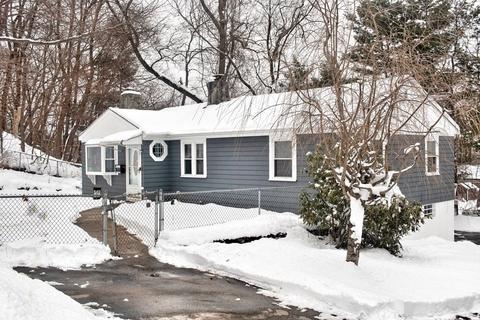 33 Roy St, Worcester, MA 01603 photo 1