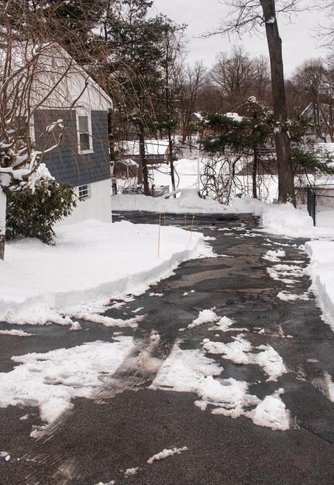 33 Roy St, Worcester, MA 01603 photo 2