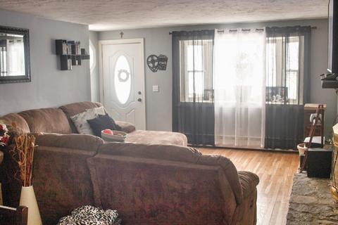 33 Roy St, Worcester, MA 01603 photo 4