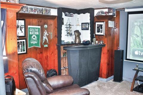 33 Roy St, Worcester, MA 01603 photo 15
