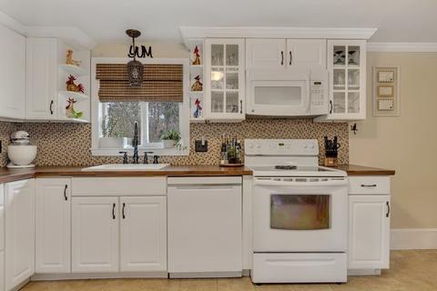 54 Maple St, Bourne, MA 02532 photo 13