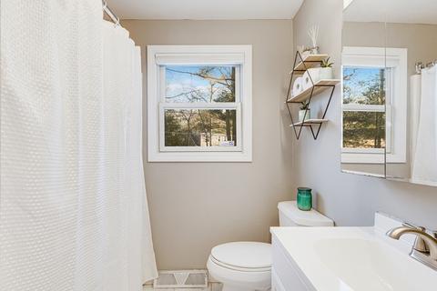 16 Littleton Dr, Wareham, MA 02571 photo 11