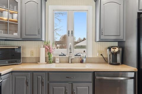 26 Ardmore Rd, Dedham, MA 02026 photo 5