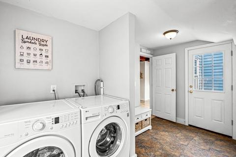 519 Washington St, Gloucester, MA 01930 photo 15
