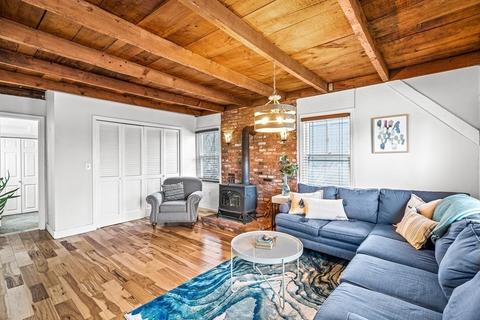 519 Washington St, Gloucester, MA 01930 photo 4