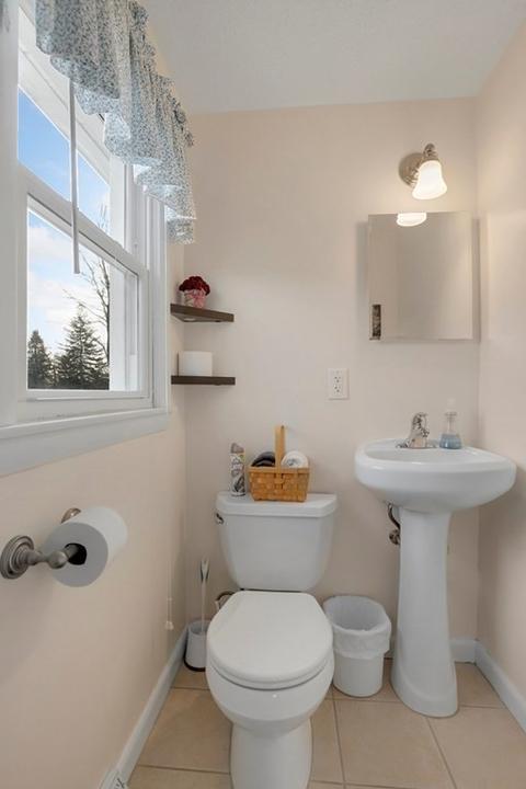 5 Patricia Rd, Danvers, MA 01923 photo 15