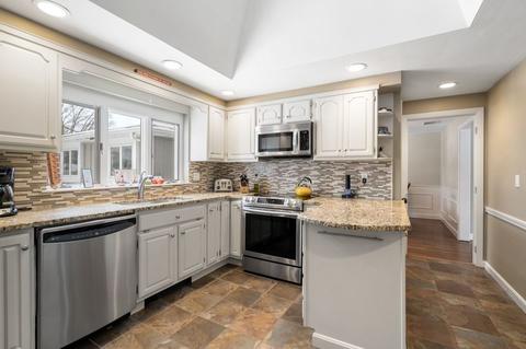 4 Whitfield Rd, Danvers, MA 01923 photo 1