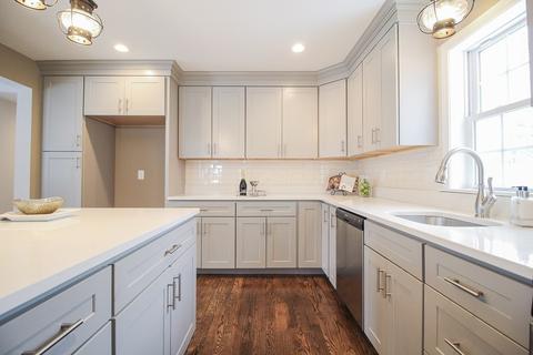 35 Orange St, Reading, MA 01867 photo 12