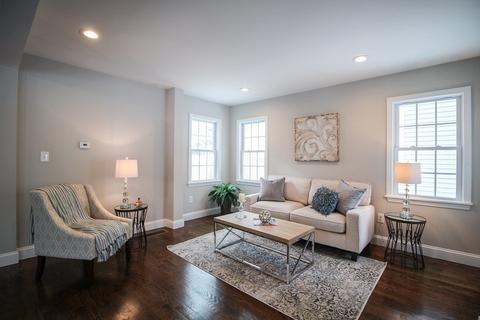 35 Orange St, Reading, MA 01867 photo 6