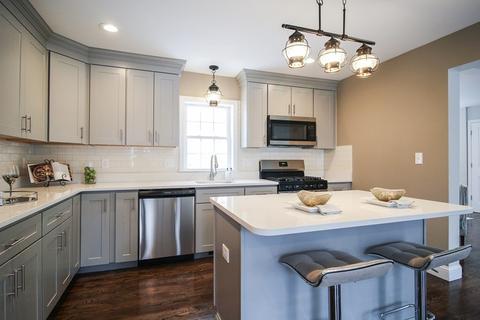 35 Orange St, Reading, MA 01867 photo 11