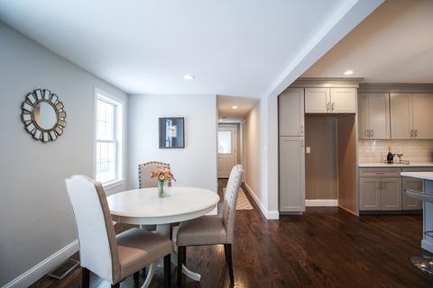 35 Orange St, Reading, MA 01867 photo 9