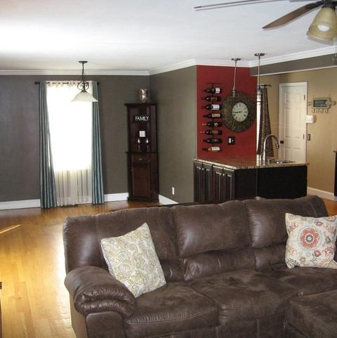 95 Grandview St, Springfield, MA 01118 photo 3