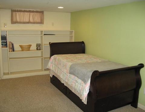 95 Grandview St, Springfield, MA 01118 photo 24
