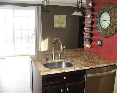 95 Grandview St, Springfield, MA 01118 photo 9