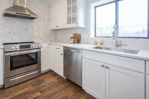 205 Ferry St #502, Everett, MA 02149 photo 4