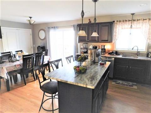 138 Jones St, Fall River, MA 02720 photo 2