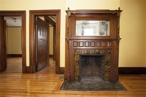 32 Temple St, Springfield, MA 01105 photo 3