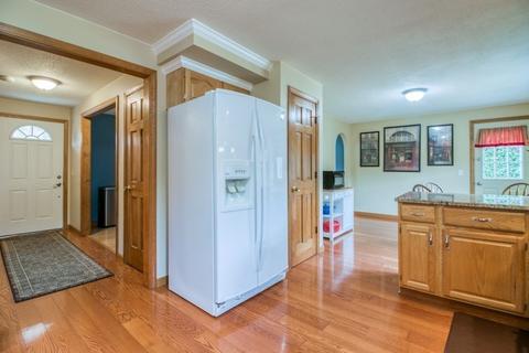 238 Winterset Dr, Springfield, MA 01129 photo 6