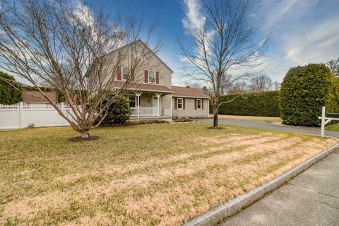 238 Winterset Dr, Springfield, MA 01129 photo 2