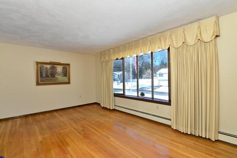 6 Captiva Rd, Walpole, MA 02081 photo 2