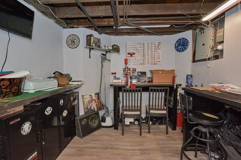 1337 Rodman St, Fall River, MA 02721 photo 23