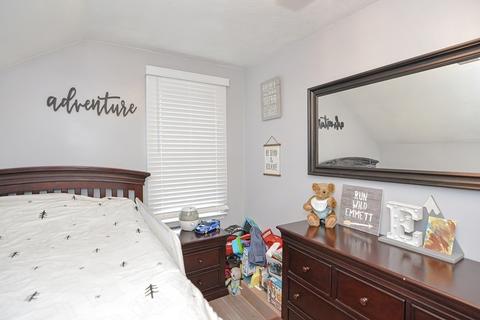 1337 Rodman St, Fall River, MA 02721 photo 14