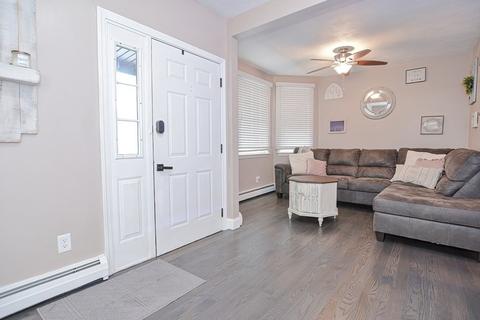 1337 Rodman St, Fall River, MA 02721 photo 11