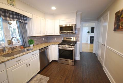 1482 Plumtree Rd, Springfield, MA 01119 photo 4