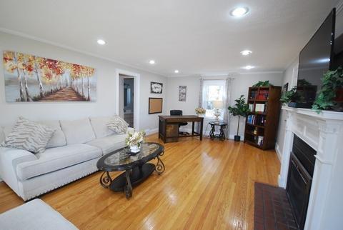 1482 Plumtree Rd, Springfield, MA 01119 photo 9