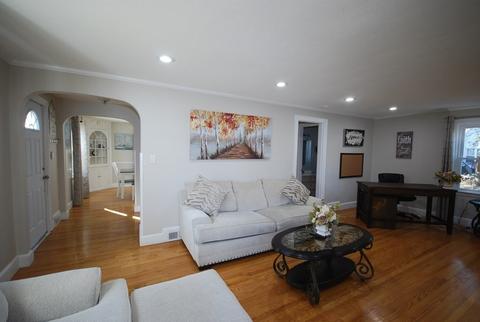 1482 Plumtree Rd, Springfield, MA 01119 photo 11