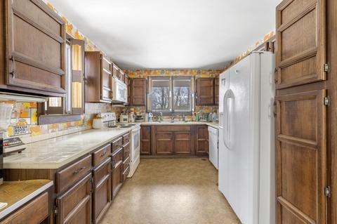 10 Downing Ln, Warwick, RI 02886 photo 13