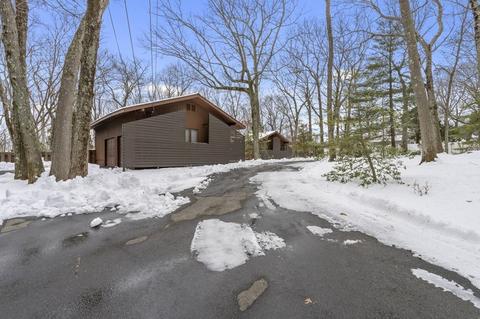 10 Downing Ln, Warwick, RI 02886 photo 2