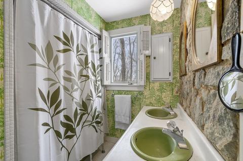 10 Downing Ln, Warwick, RI 02886 photo 25