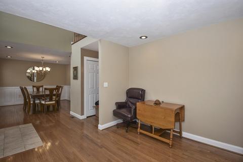 11 Balis Ave, Worcester, MA 01604 photo 5