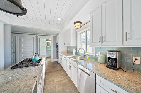 17 Glover Ave, Hull, MA 02045 photo 8