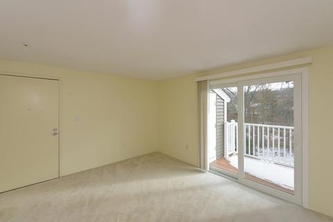 52 Silver Hill Ln #24, Natick, MA 01760 photo 6