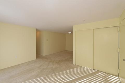 52 Silver Hill Ln #24, Natick, MA 01760 photo 4