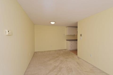 52 Silver Hill Ln #24, Natick, MA 01760 photo 7
