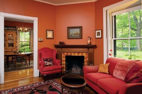 242 Walnut St, Brookline, MA 02445 photo 4