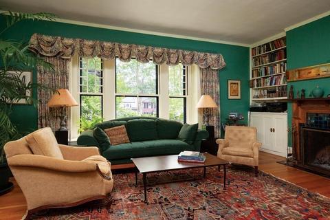 242 Walnut St, Brookline, MA 02445 photo 3
