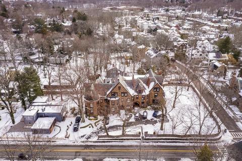 242 Walnut St, Brookline, MA 02445 photo 16